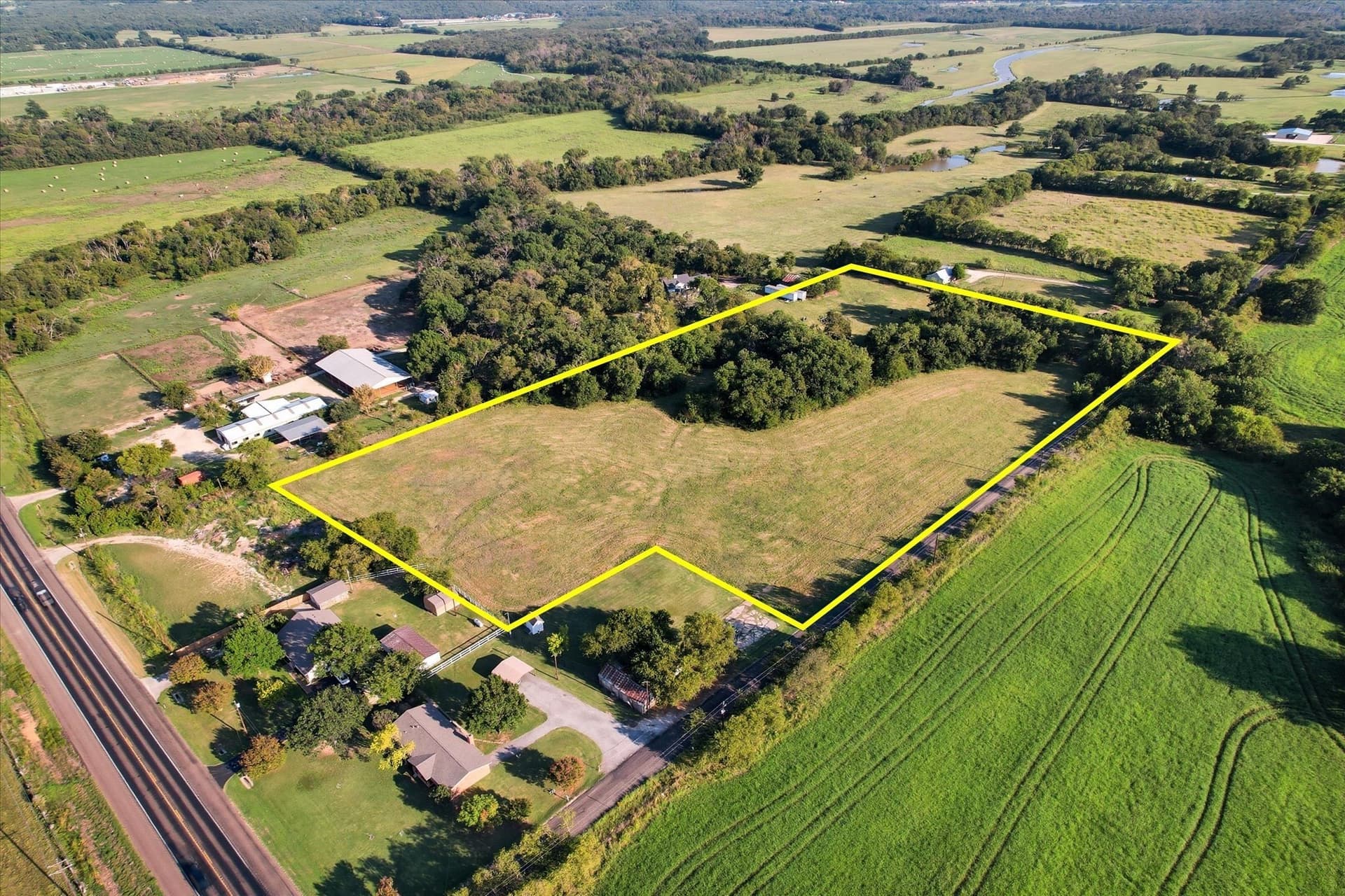 10 acres in Denton County