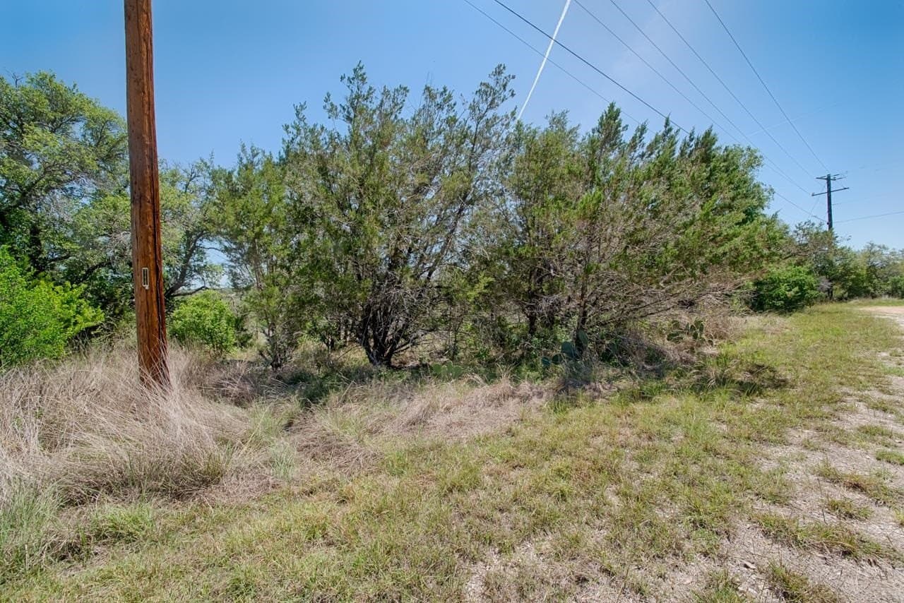 0.73 acres in Burnet County gallery image 4