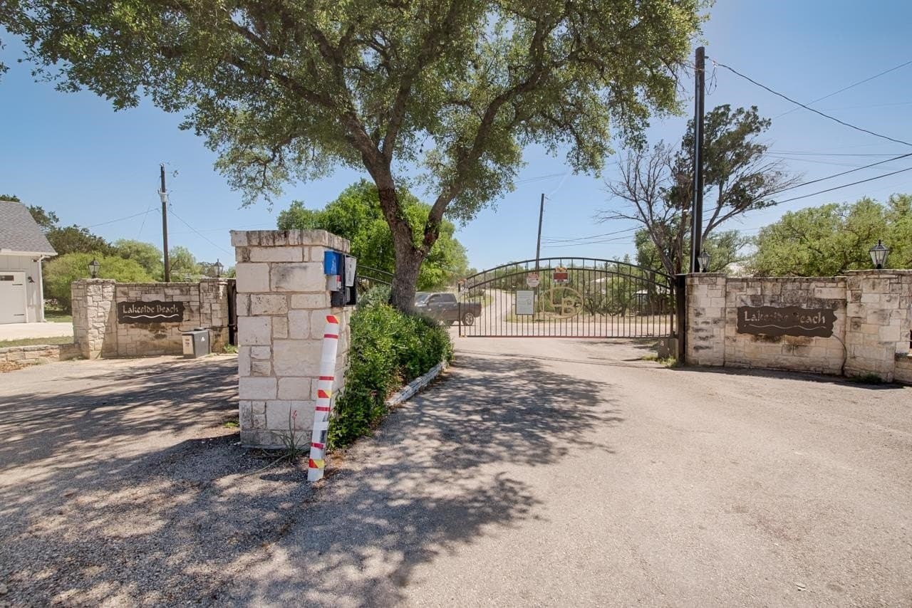0.73 acres in Burnet County - photo 15