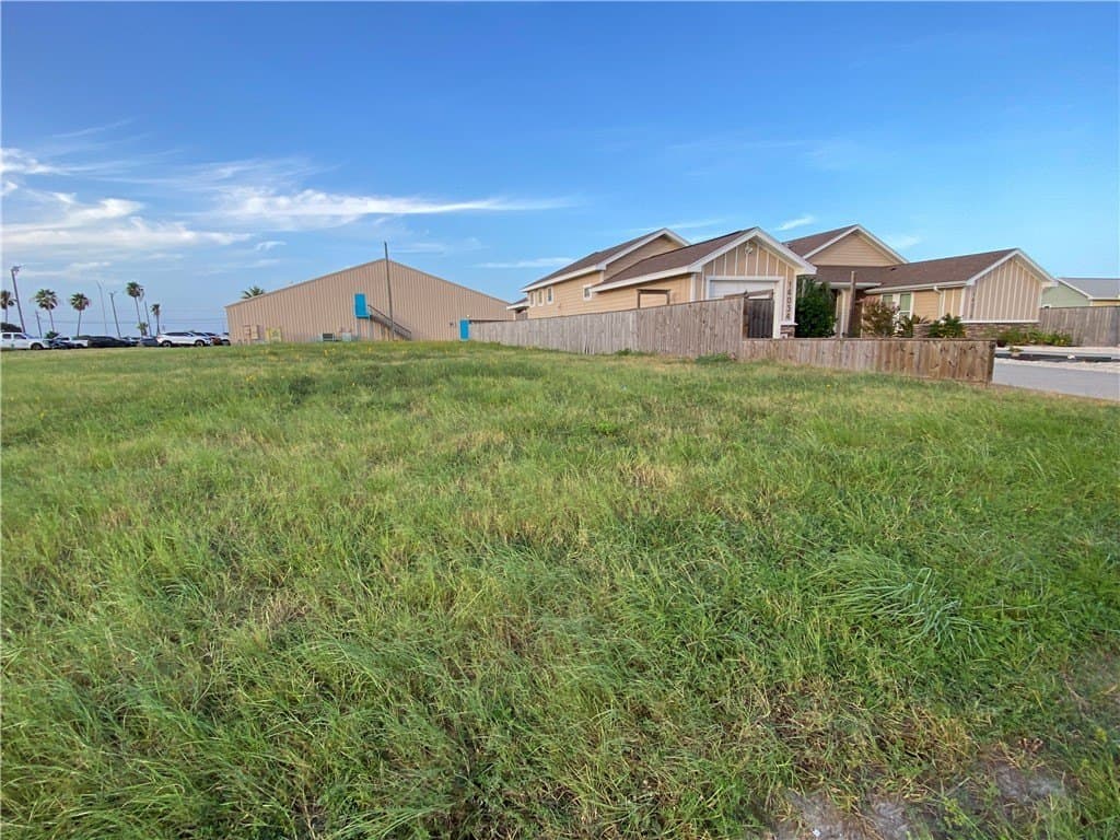 0.27 acres in Nueces County