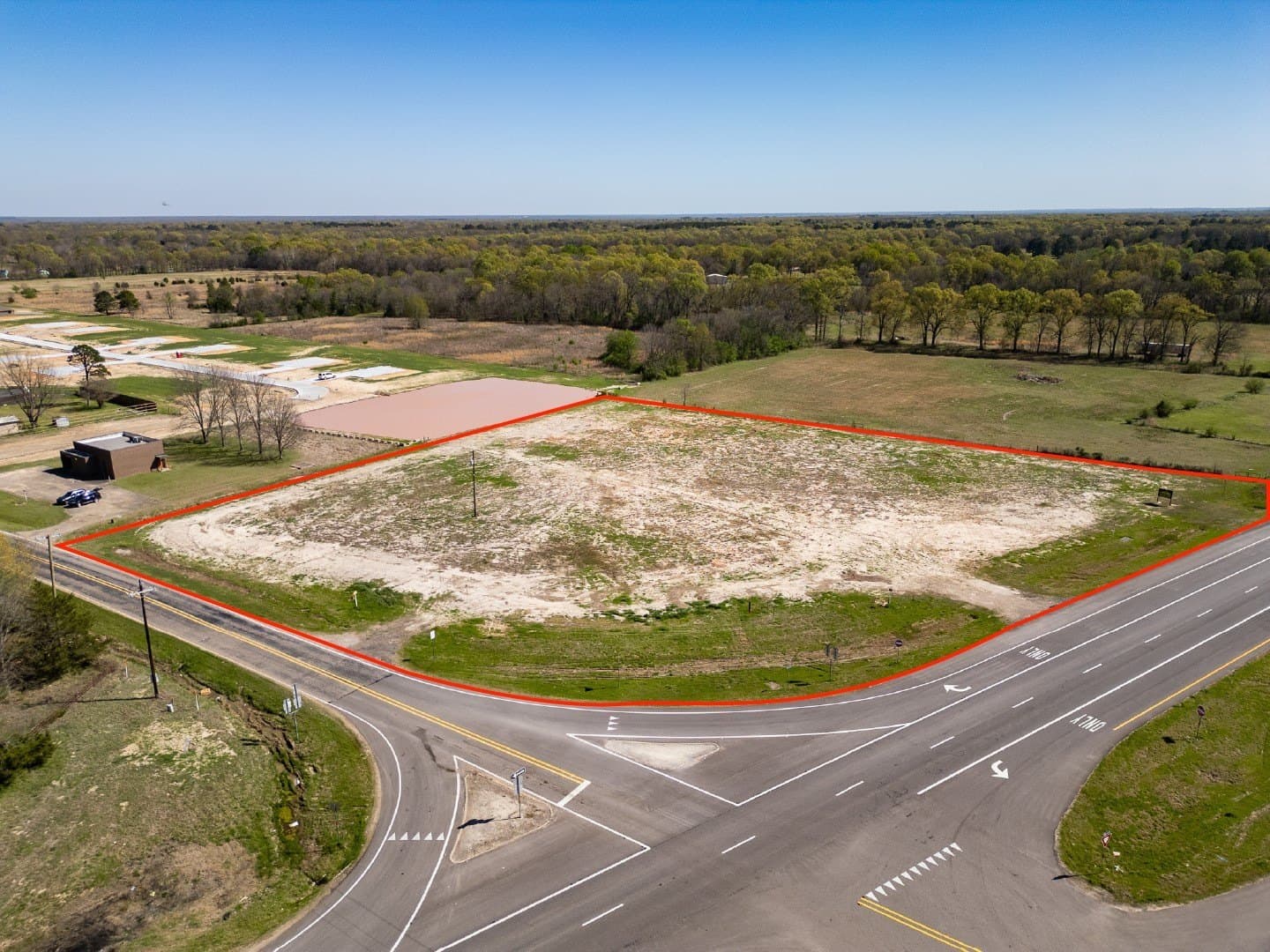 3.67 acres in Lamar County gallery image 2