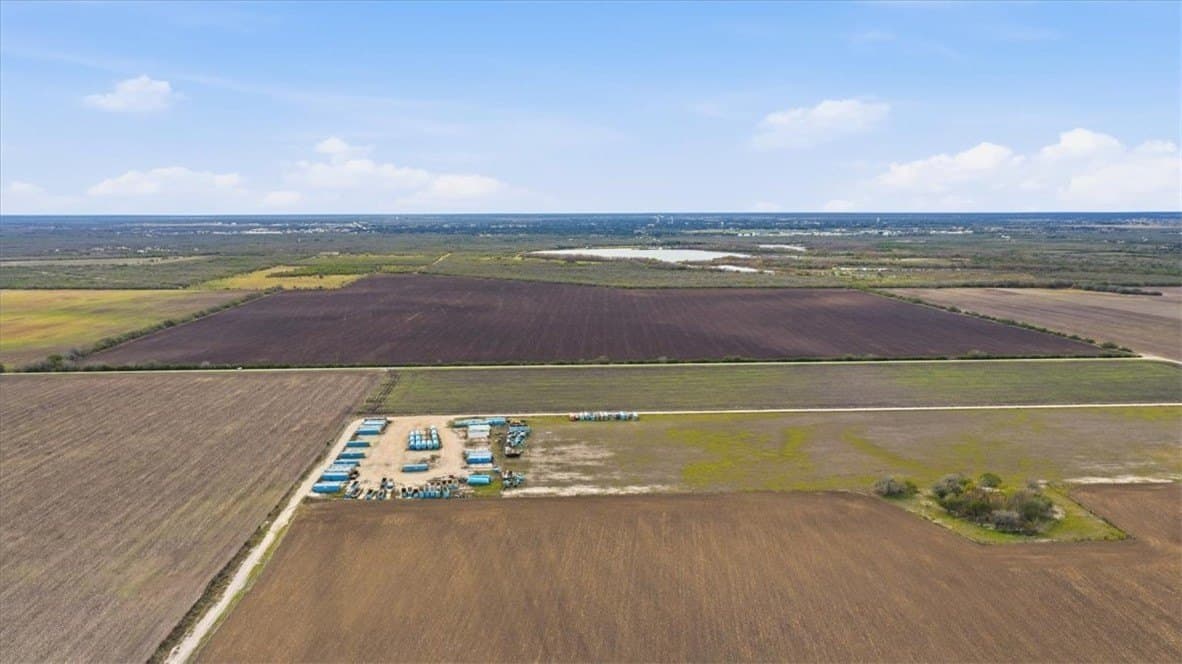 236.33 acres in Jim Wells County - photo 17
