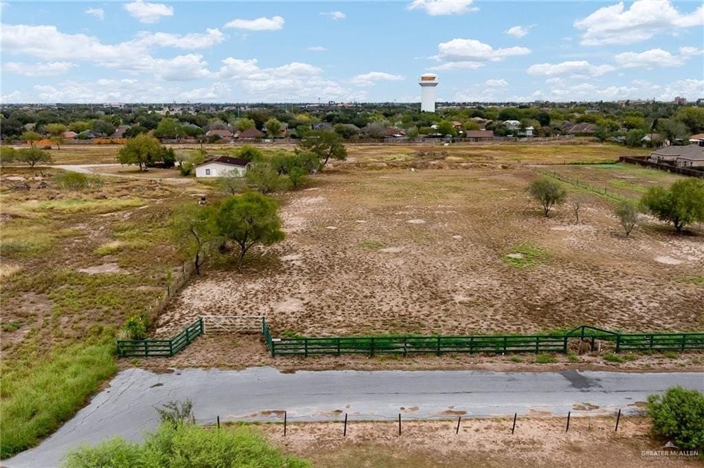 1.31 acres in Hidalgo County gallery image 3