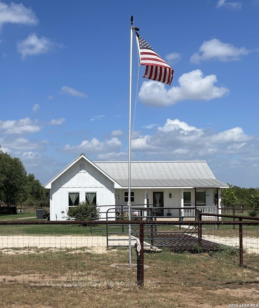 11.3 acres in Frio County