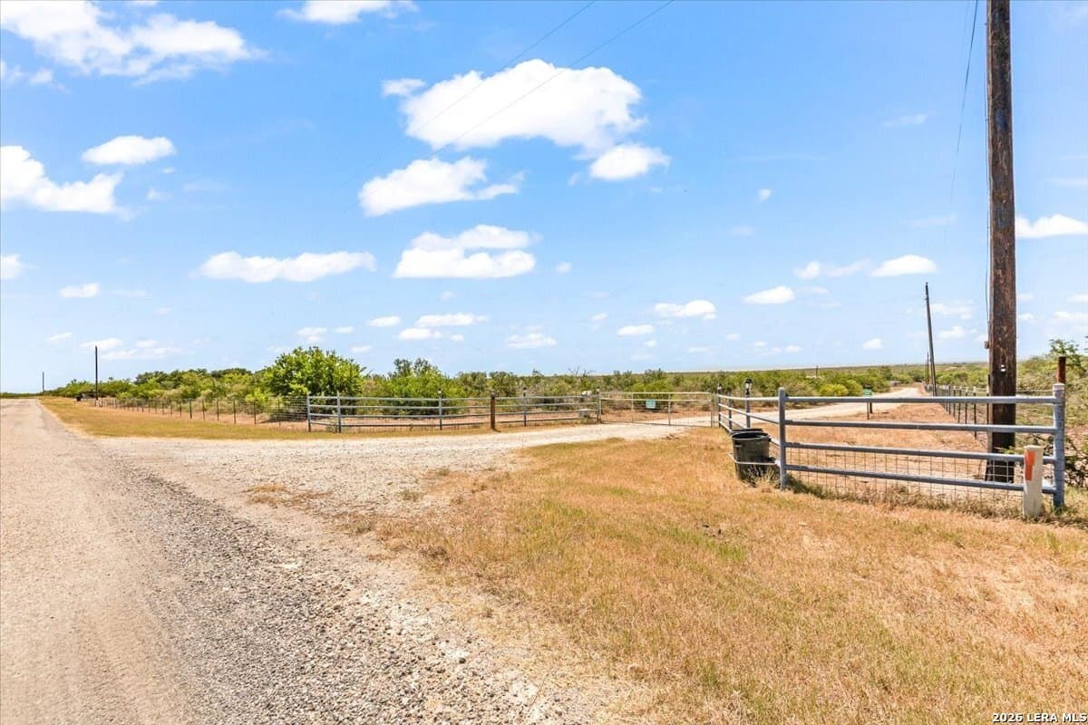 11.3 acres in Frio County - photo 3