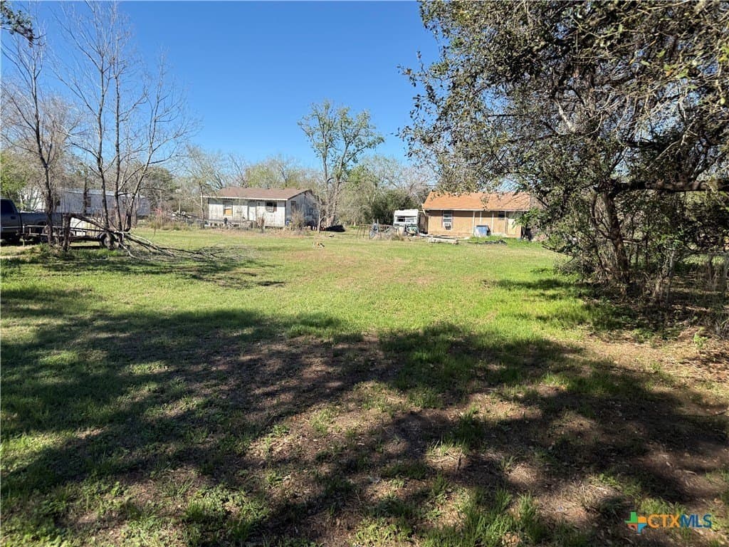 0.12 acres in DeWitt County gallery image 3