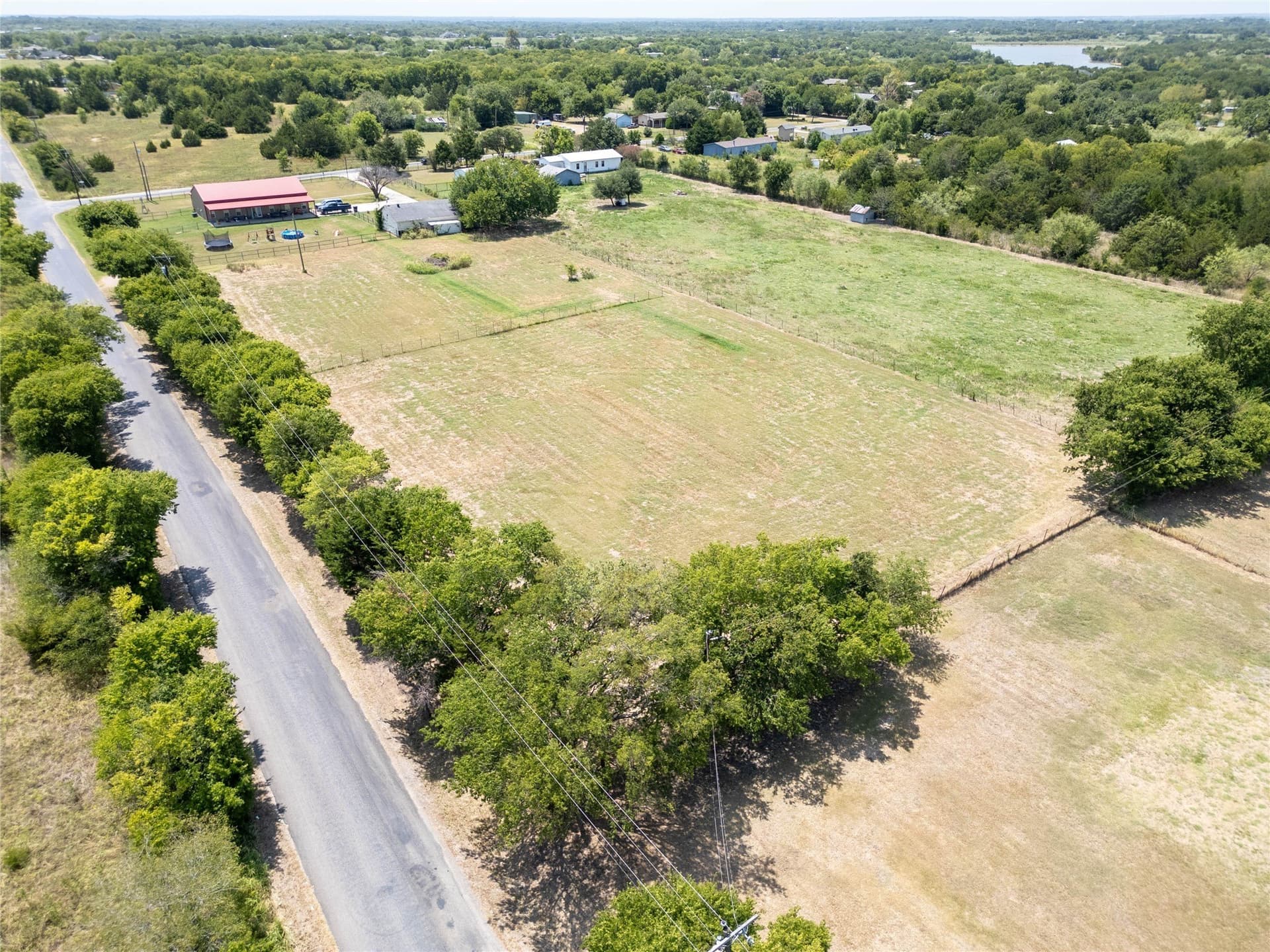 1.05 acres in Ellis County - photo 6