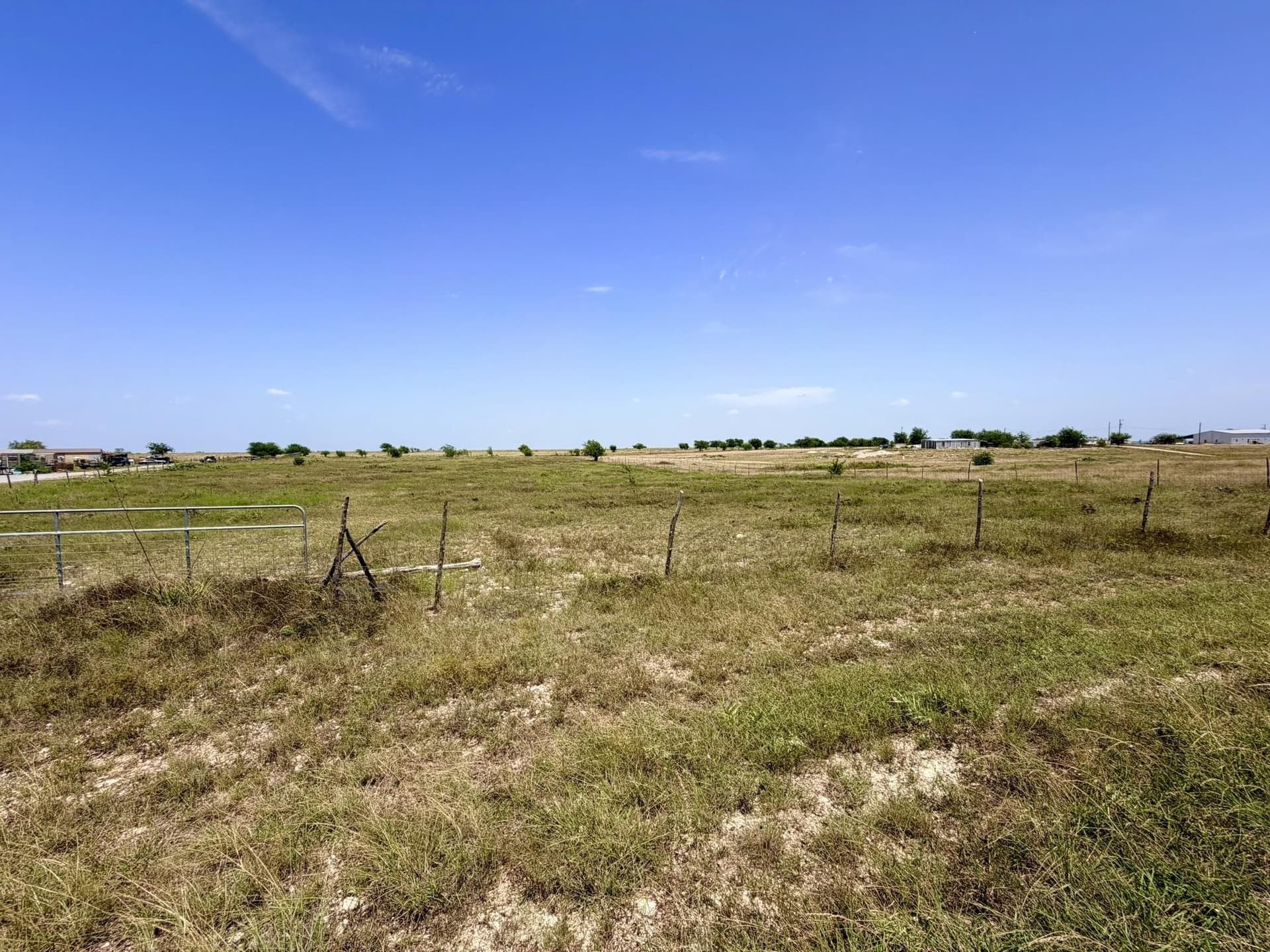 5 acres in Burnet County gallery image 4