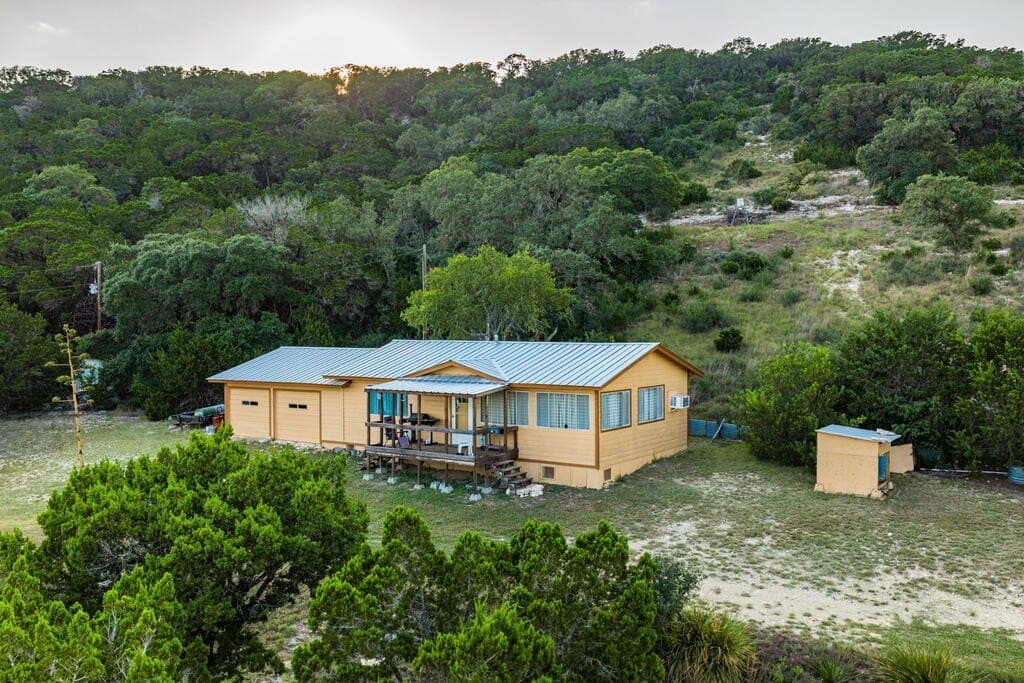 145.54 acres in Bandera County - photo 34