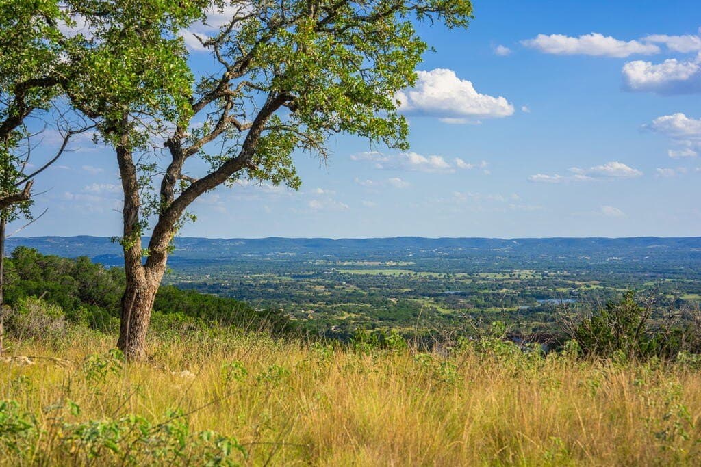 145.54 acres in Bandera County - photo 2