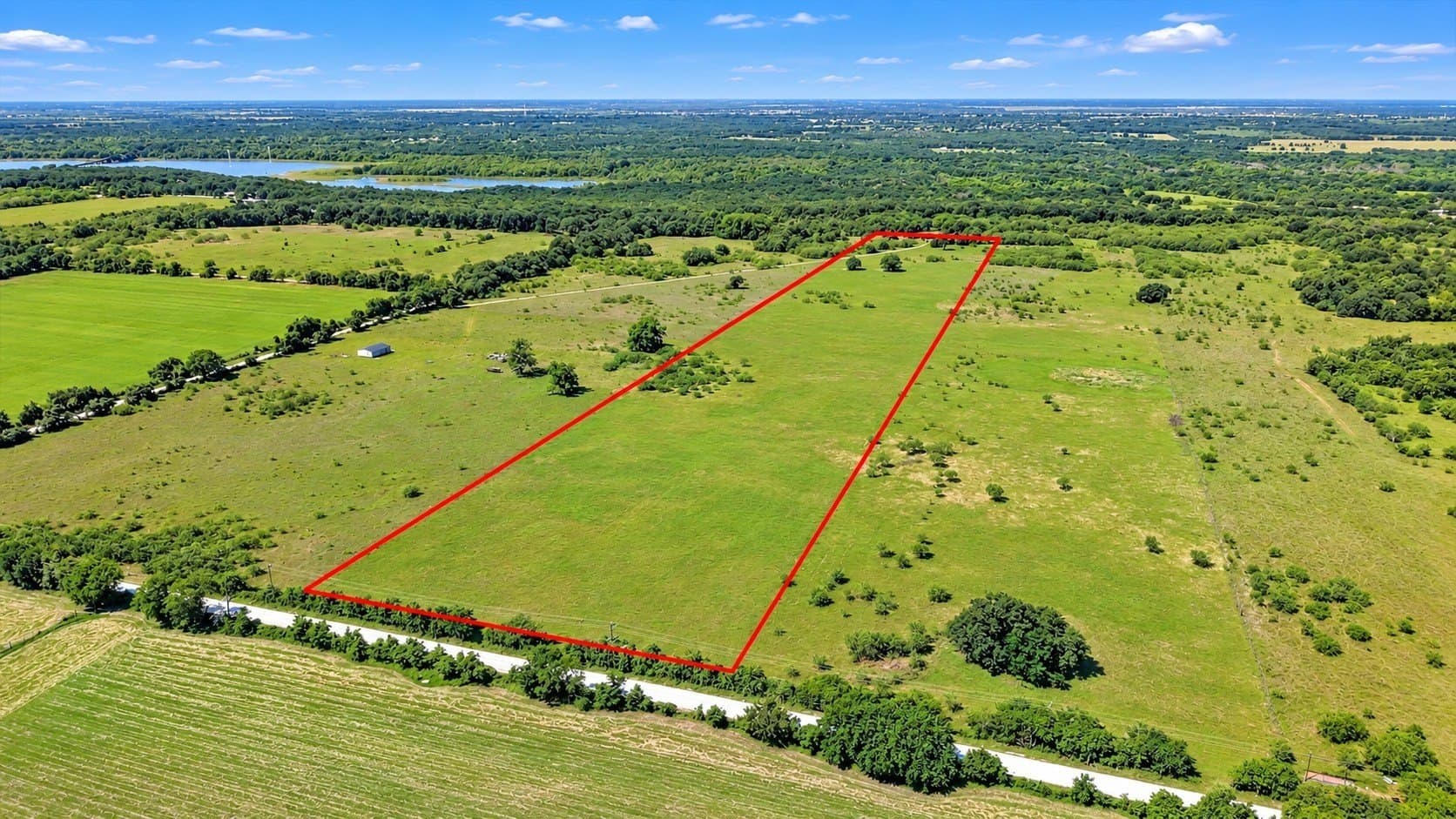19.71 acres in Hill County - photo 3
