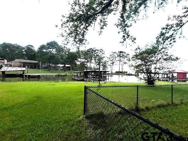 0.5 acres in Smith County gallery image 3