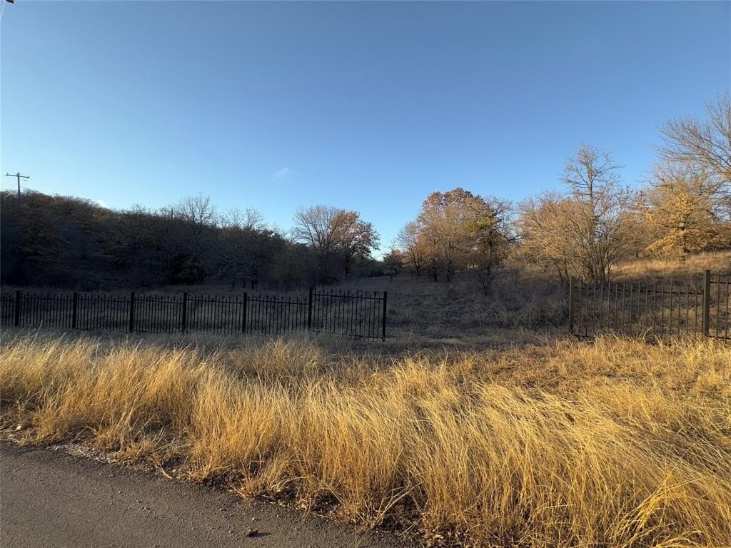 2.02 acres in Wise County gallery image 4