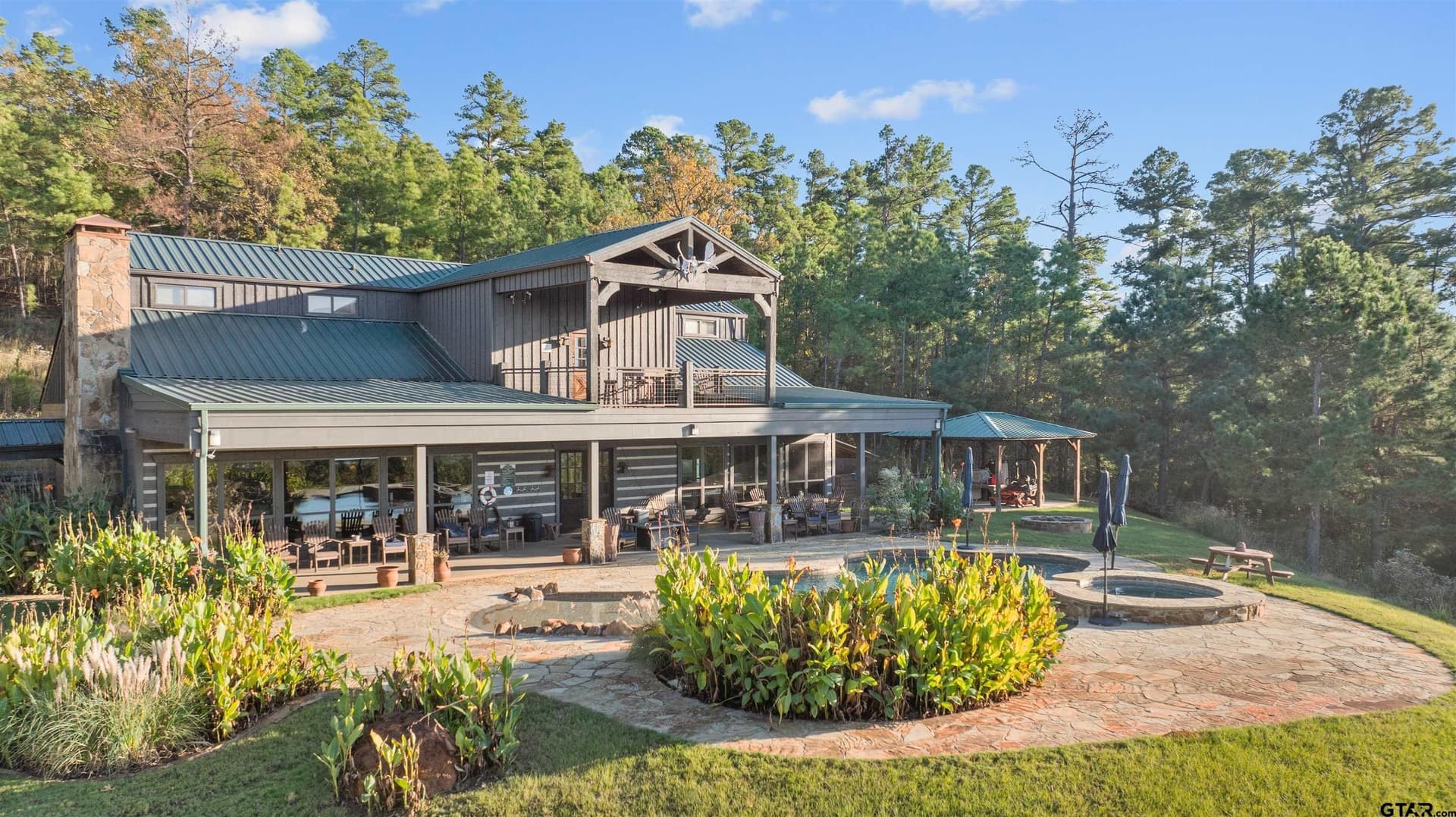 163.06 acres in Anderson County - photo 2