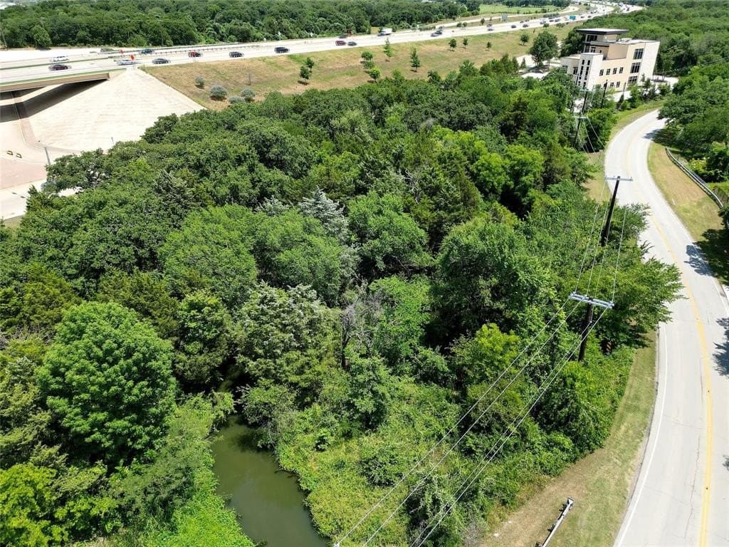 1.32 acres in Tarrant County