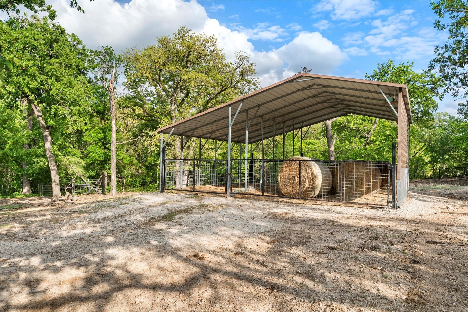 10.24 acres in Tarrant County - photo 37