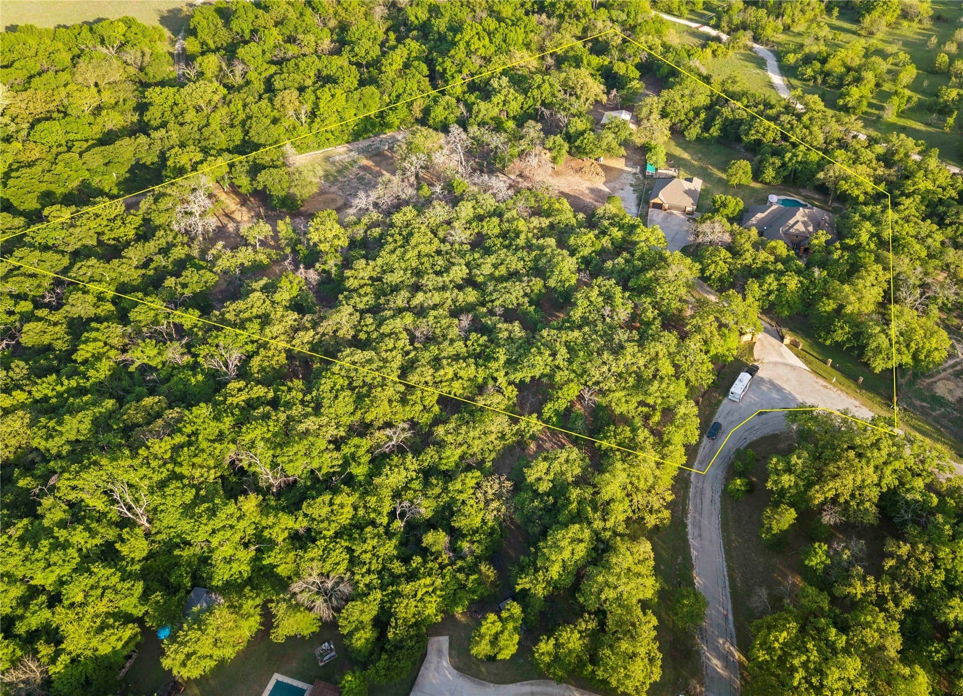 10.24 acres in Tarrant County gallery image 4
