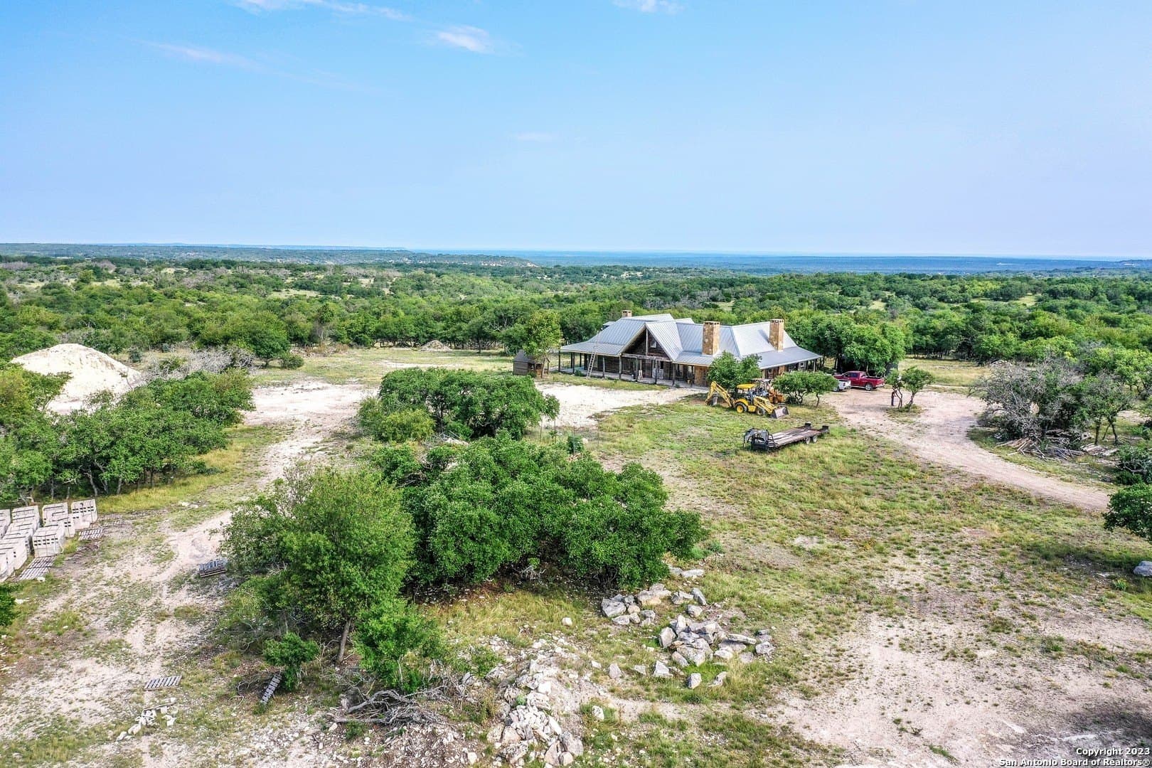 50.98 acres in Gillespie County gallery image 4