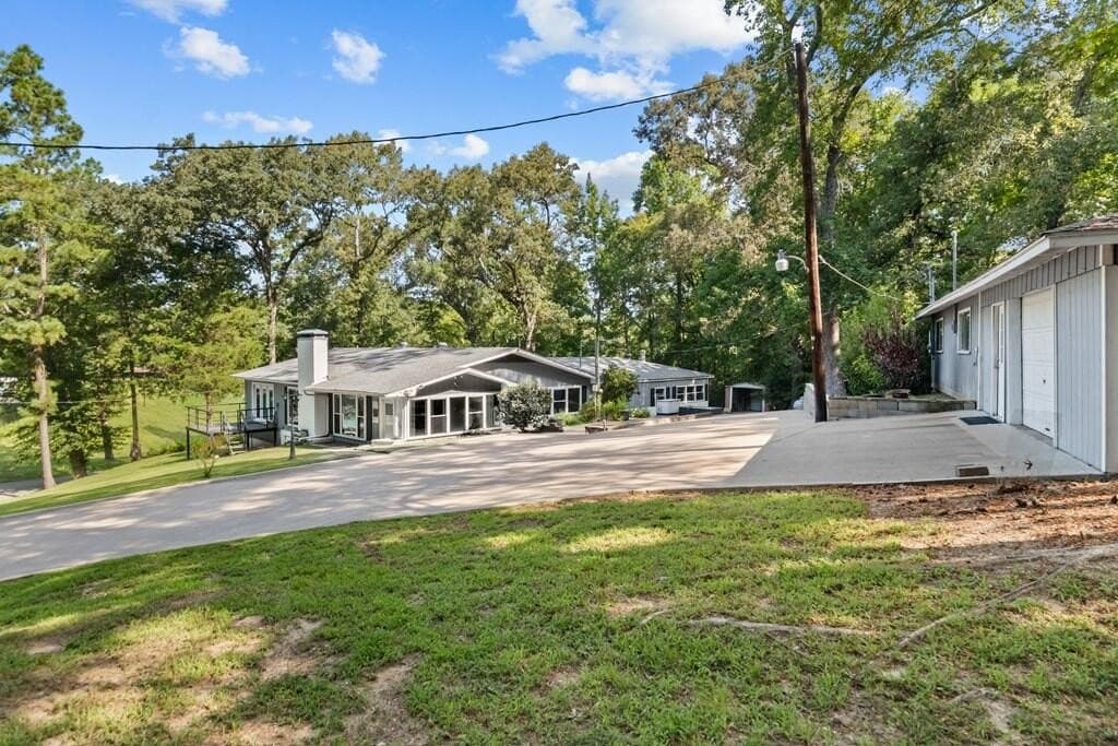 100 acres in ANDERSON County - photo 4