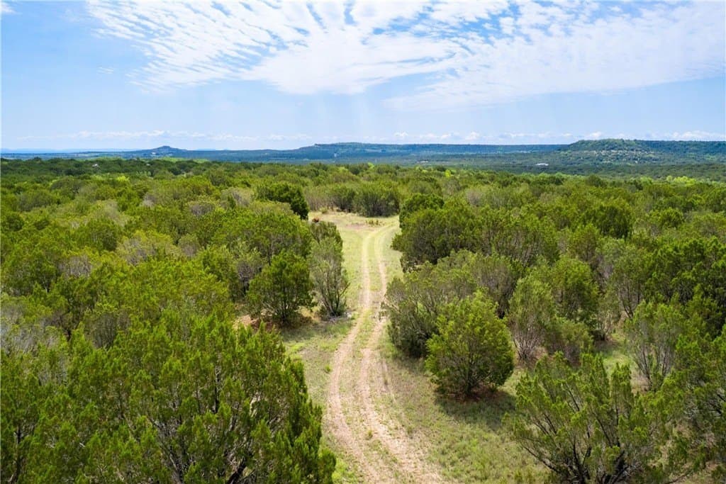40 acres in LAMPASAS County - photo 2