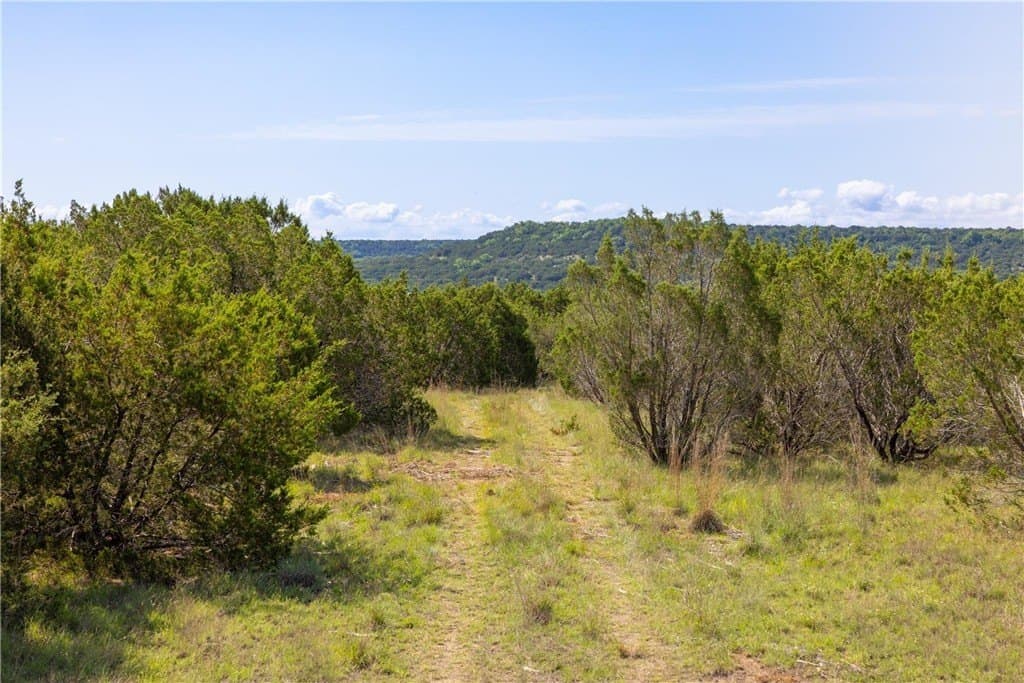 40 acres in LAMPASAS County - photo 3