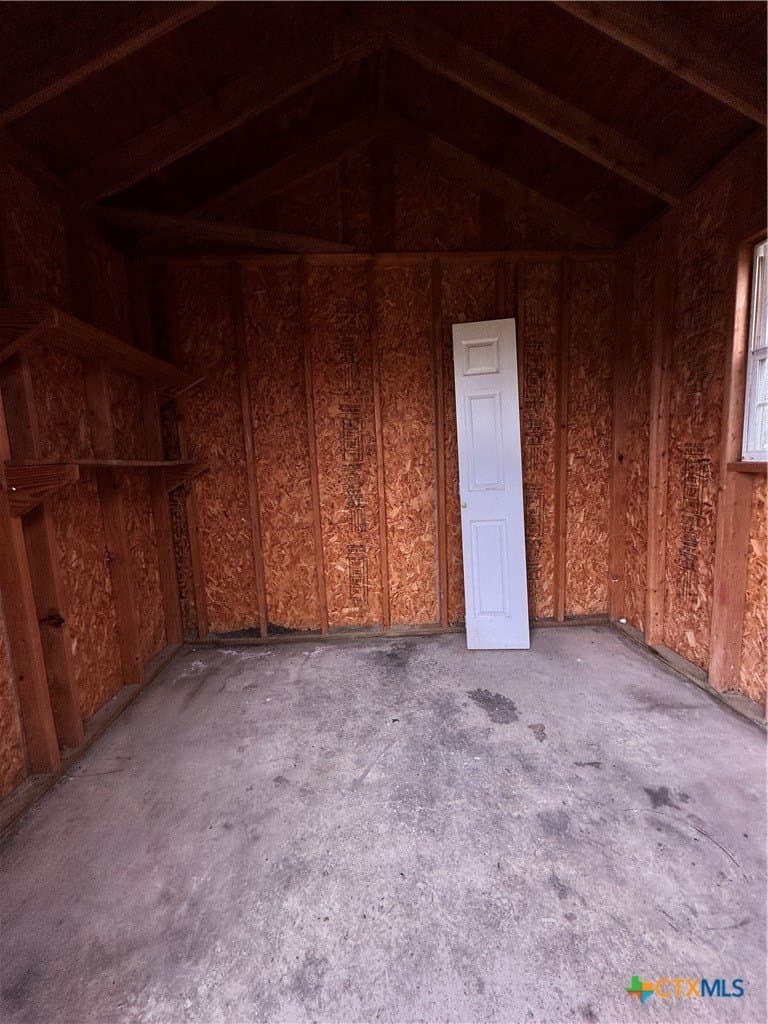 10 acres in Hays County - photo 5