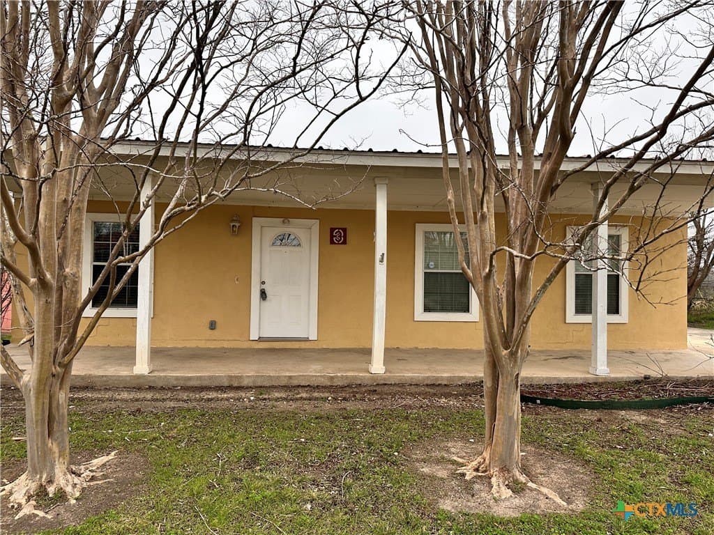 10 acres in Hays County - photo 2