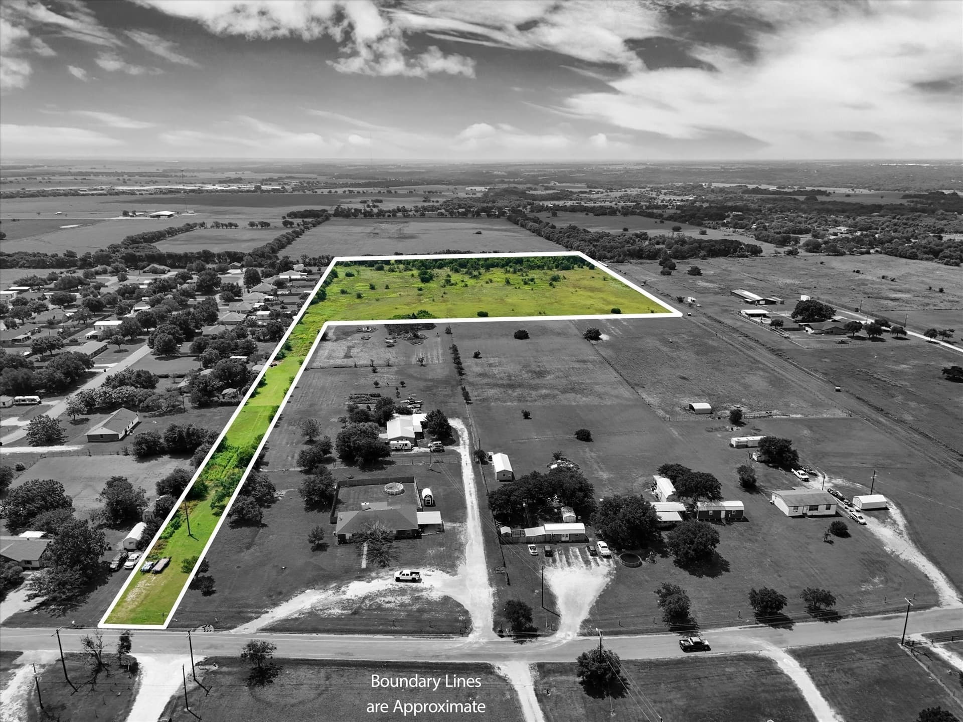 15.56 acres in McLennan County gallery image 4