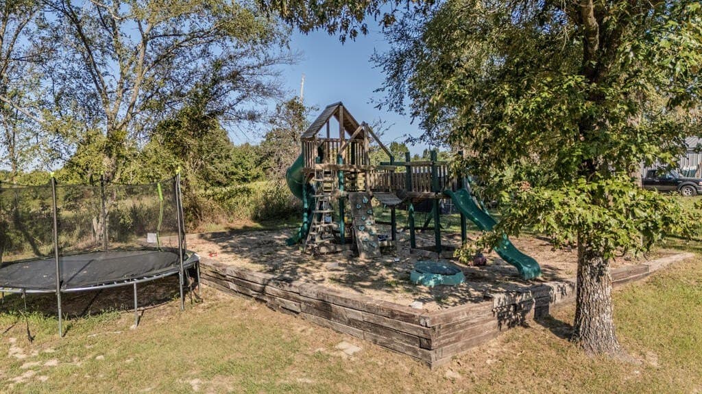 23.97 acres in Henderson County - photo 53
