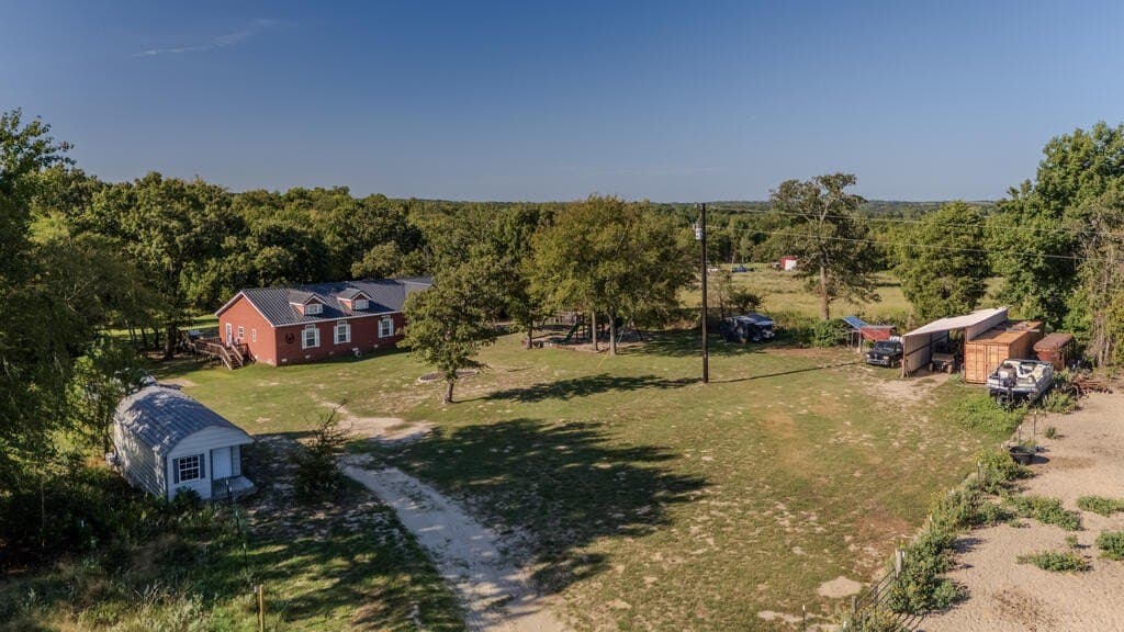 23.97 acres in Henderson County - photo 54