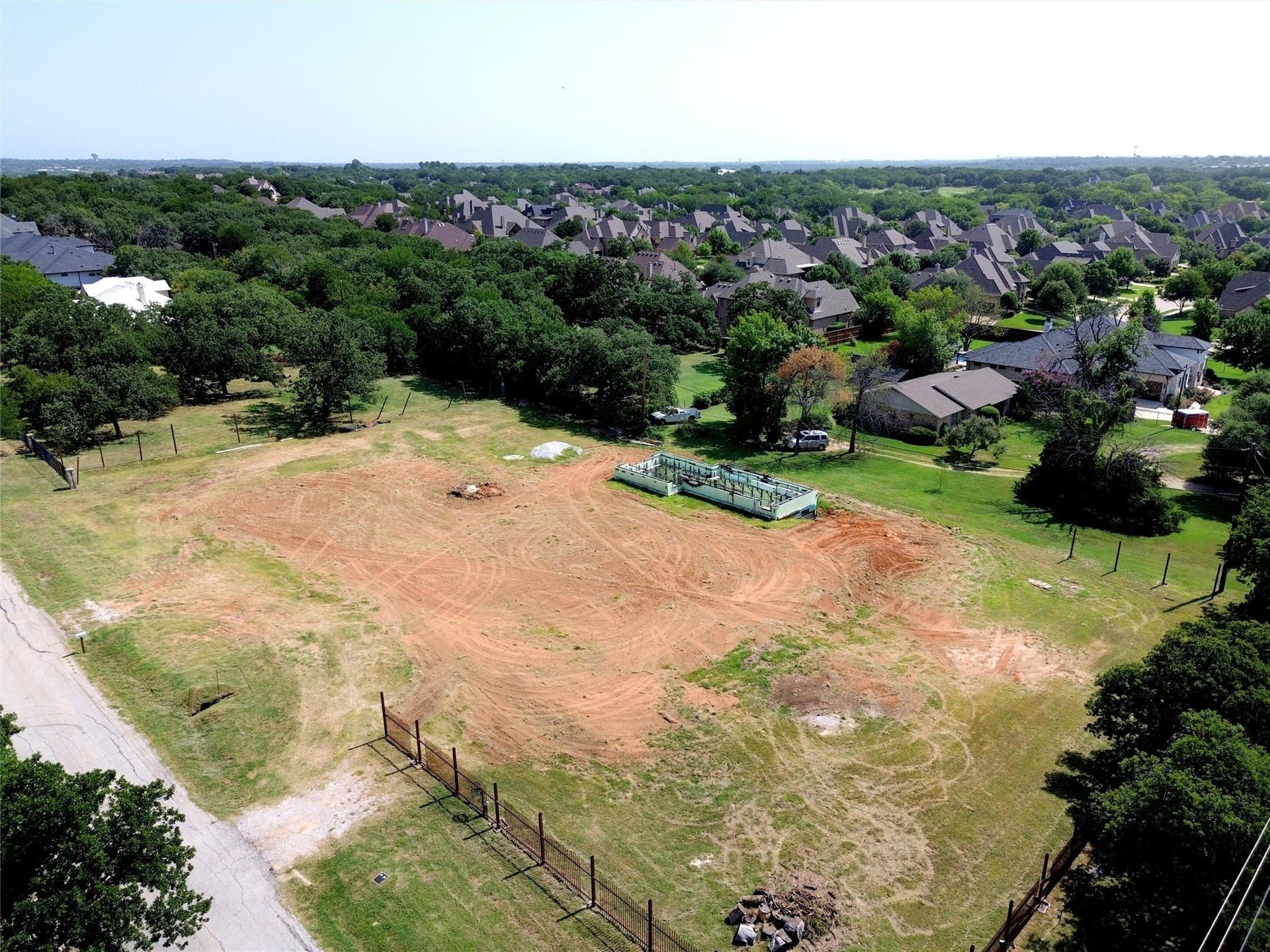 1 acres in Tarrant County gallery image 4