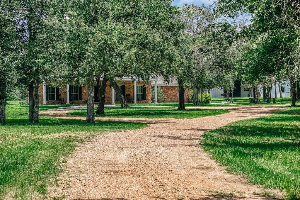 10 acres in Fayette County gallery image 3