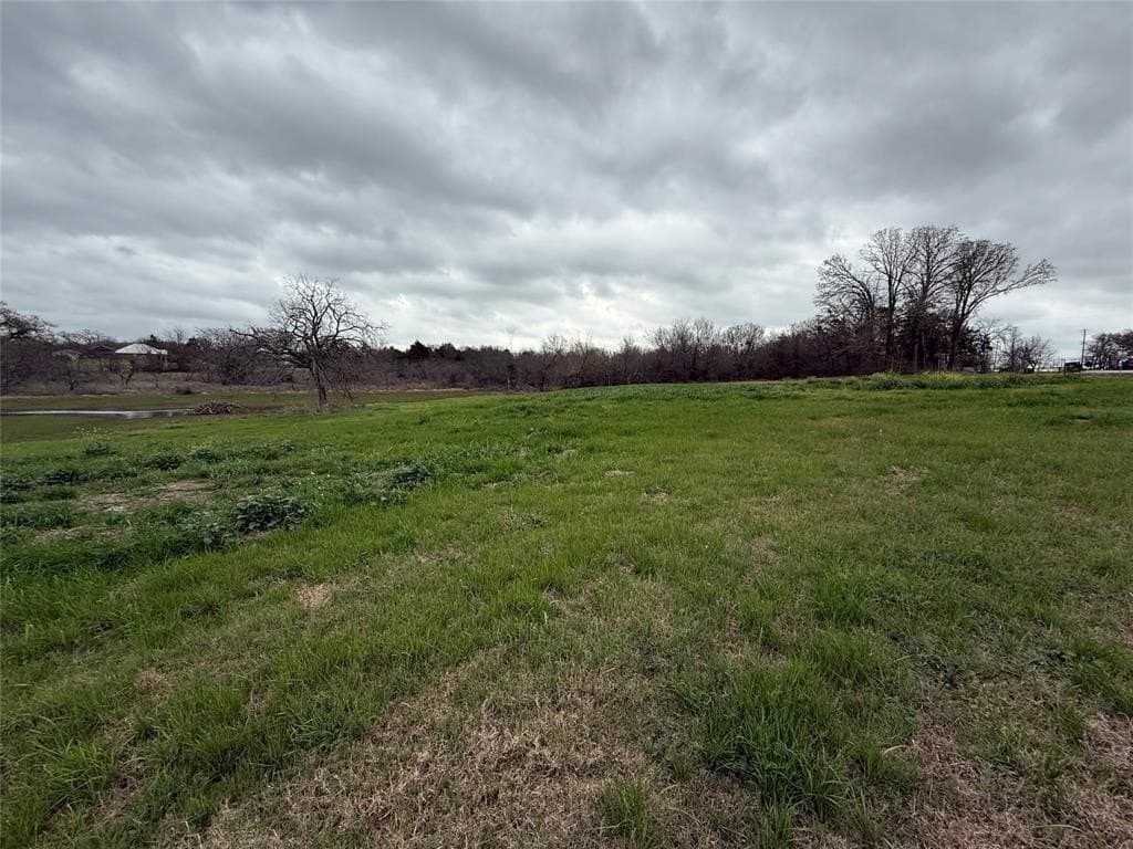 1.01 acres in Navarro County featured view
