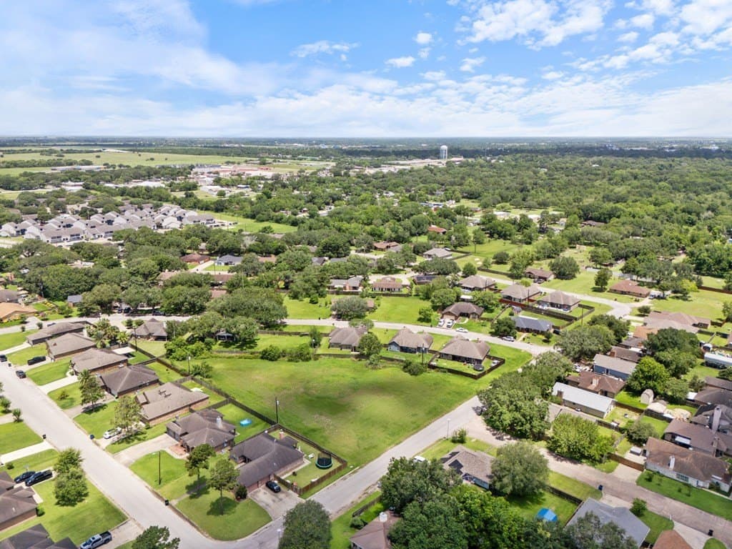1.04 acres in Bay City County gallery image 4