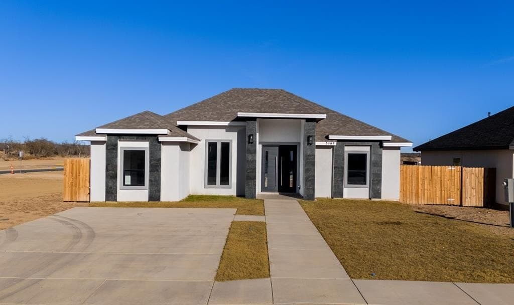 7,500 acres in Maverick County