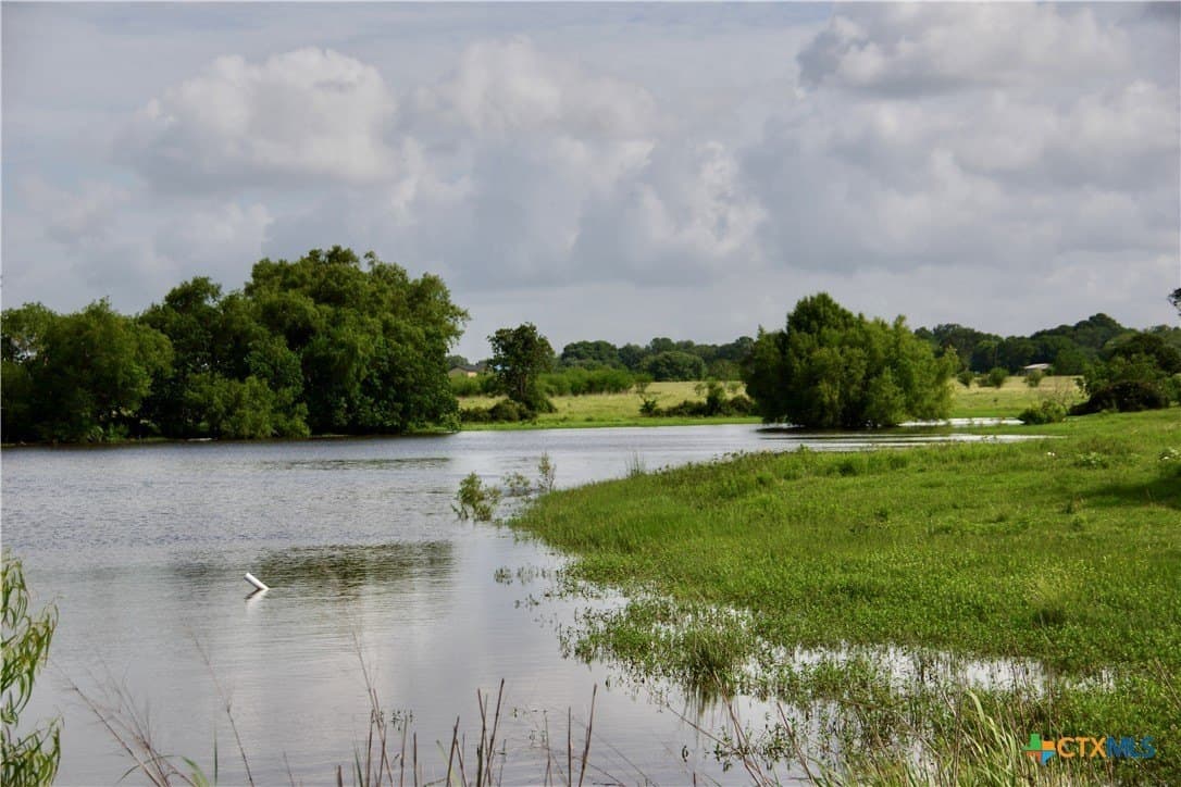 349.62 acres in Victoria County - photo 29