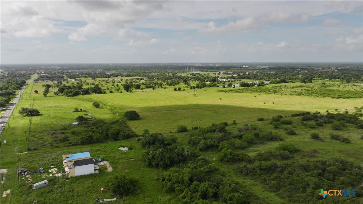 349.62 acres in Victoria County - photo 13