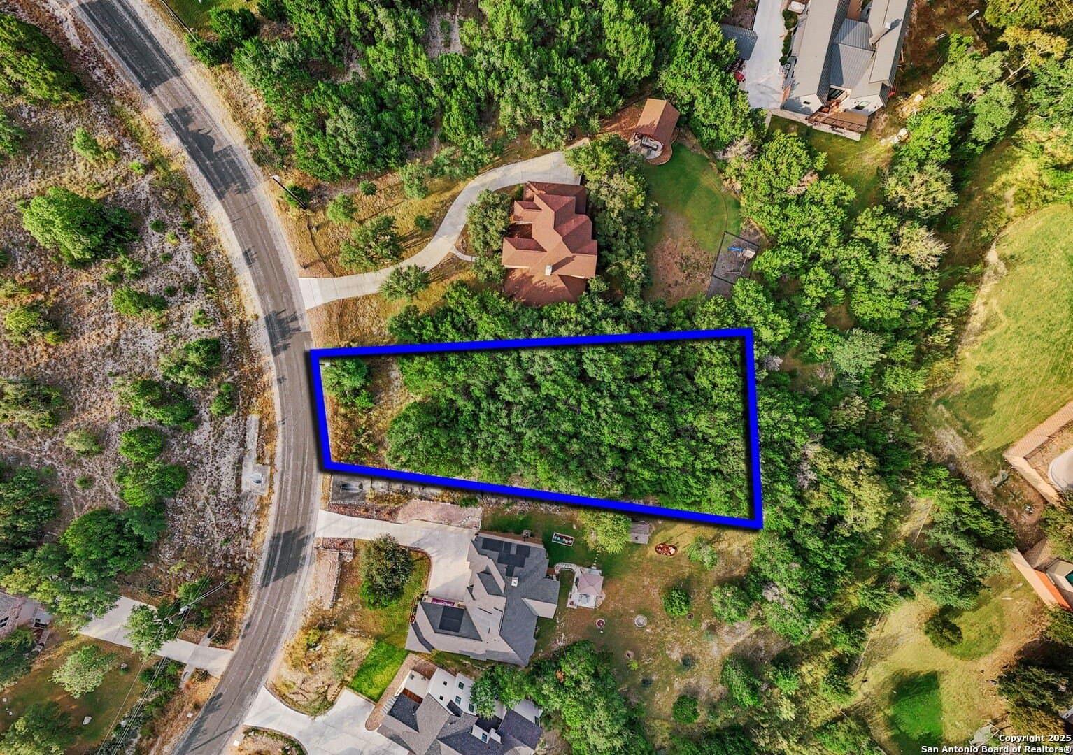 0.83 acres in Bexar County gallery image 3