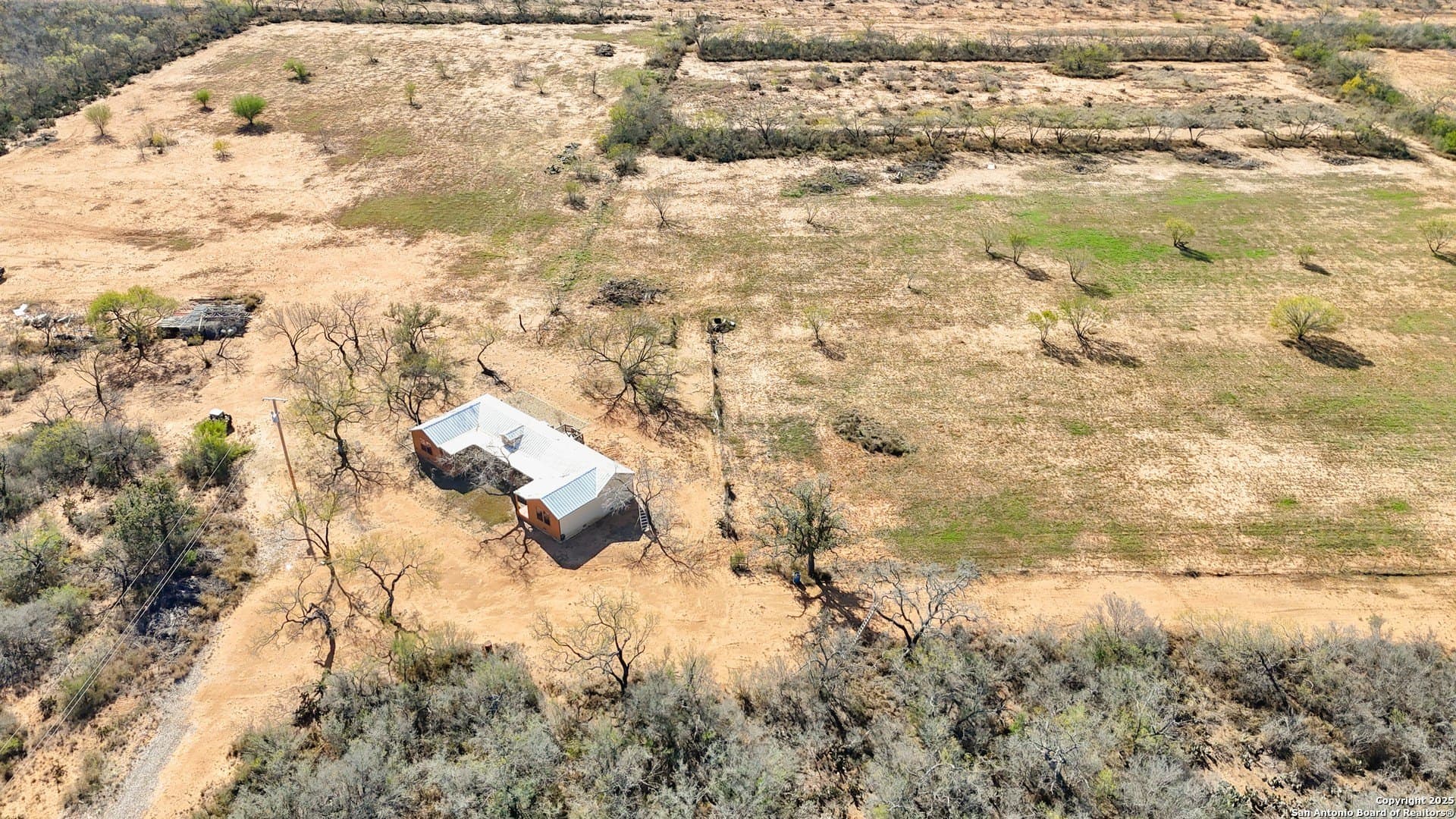 12.55 acres in Atascosa County gallery image 4