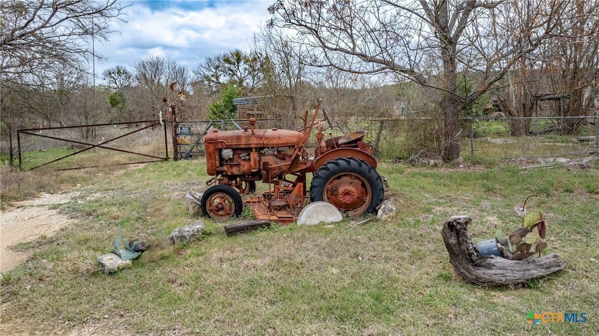 13.48 acres in Comal County - photo 20