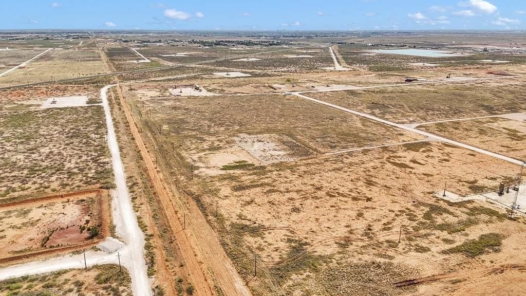 1.45 acres in Midland County gallery image 2