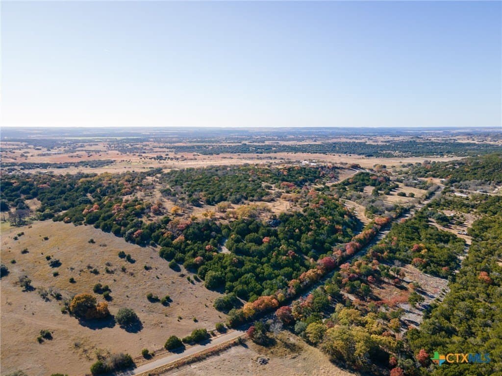 41.68 acres in Lampasas County - photo 4