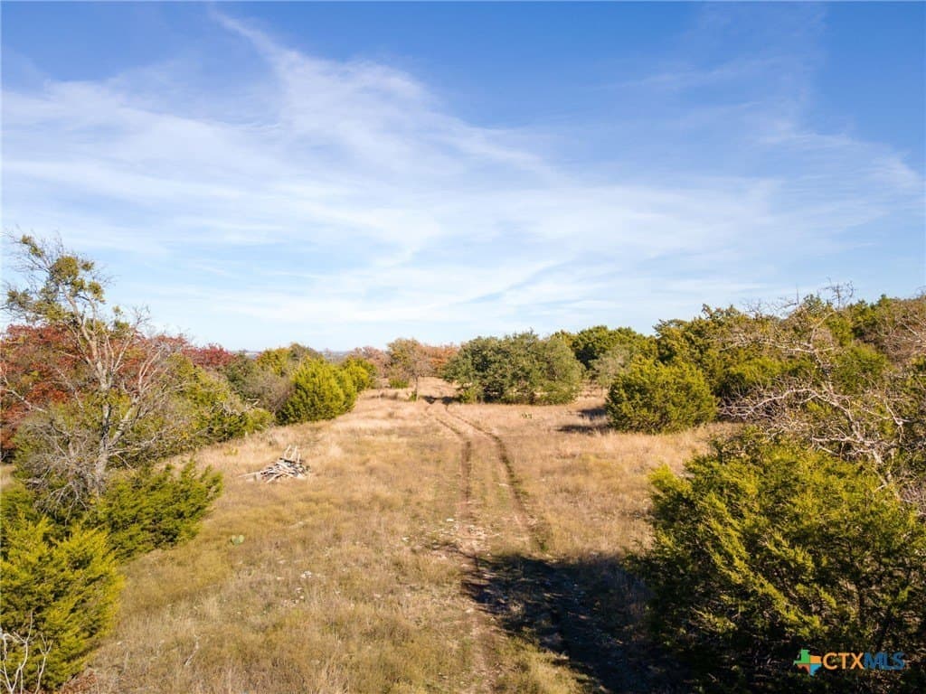41.68 acres in Lampasas County - photo 9