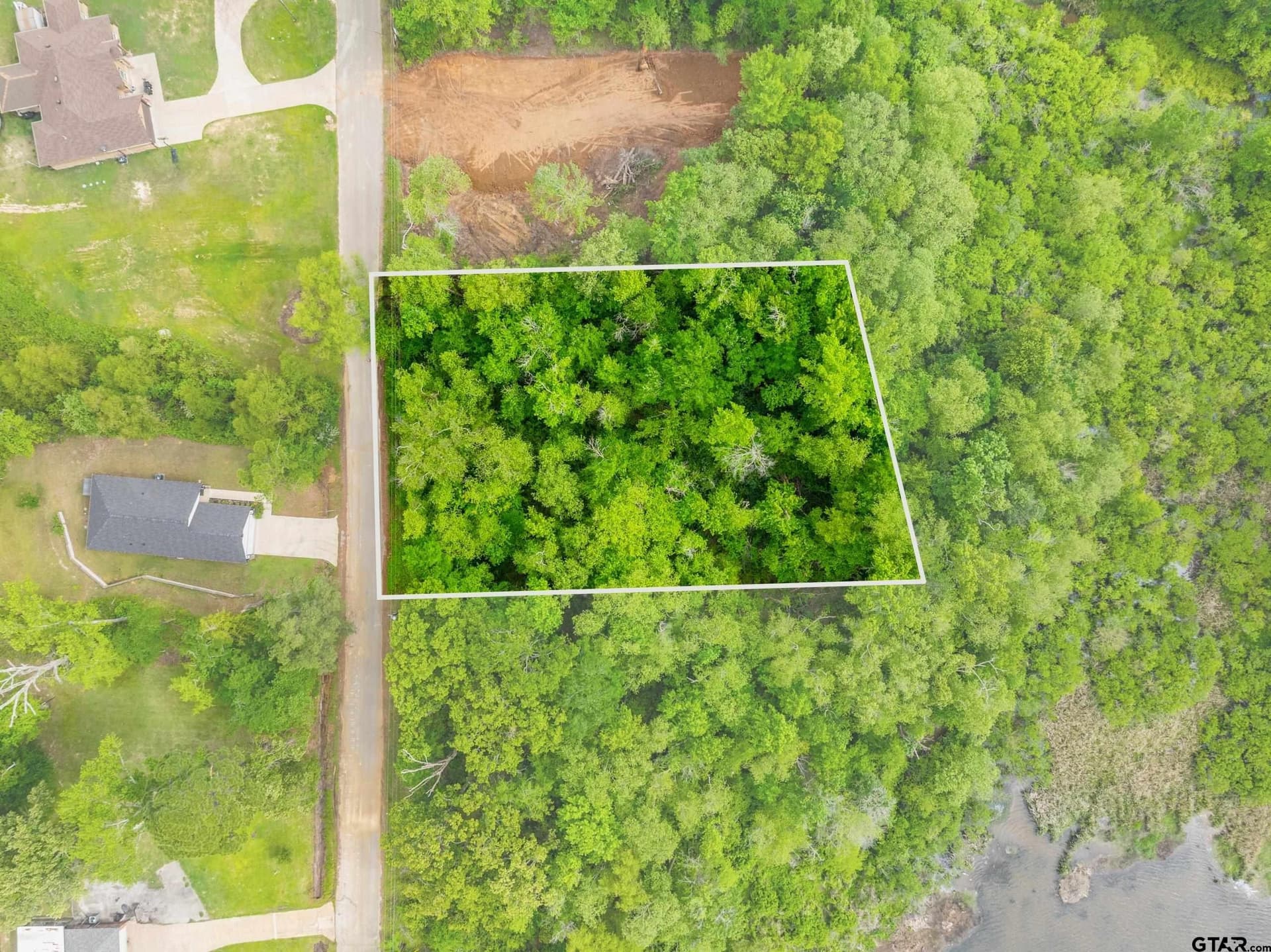 0.7 acres in Smith County - photo 9