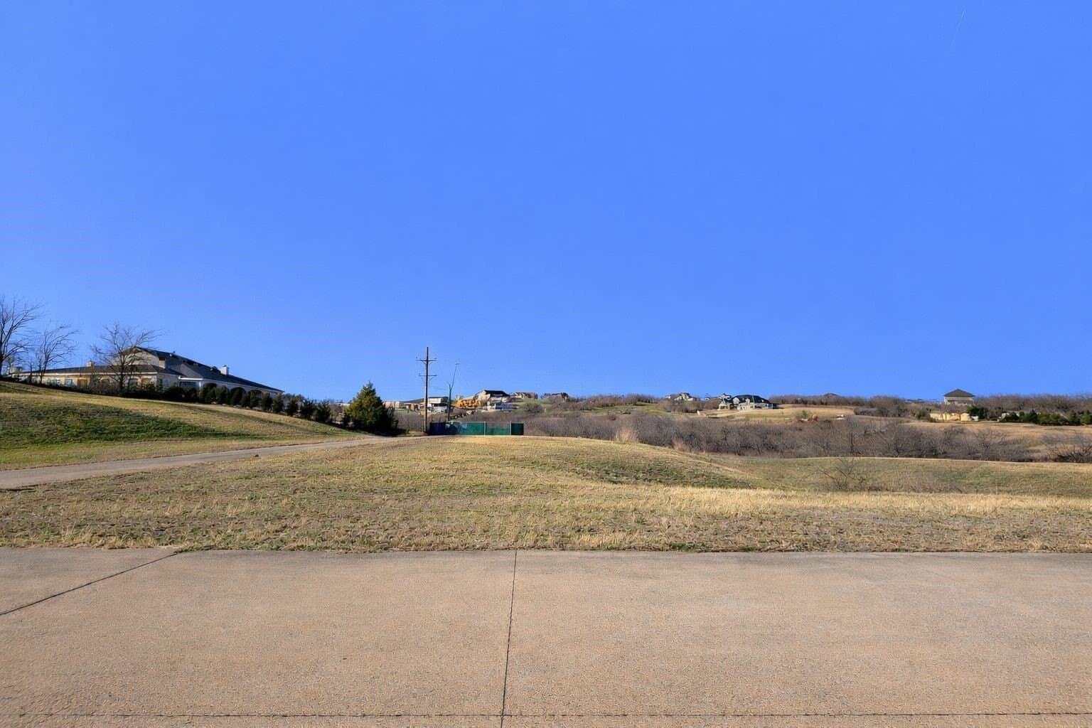 0.5 acres in Dallas County - photo 4