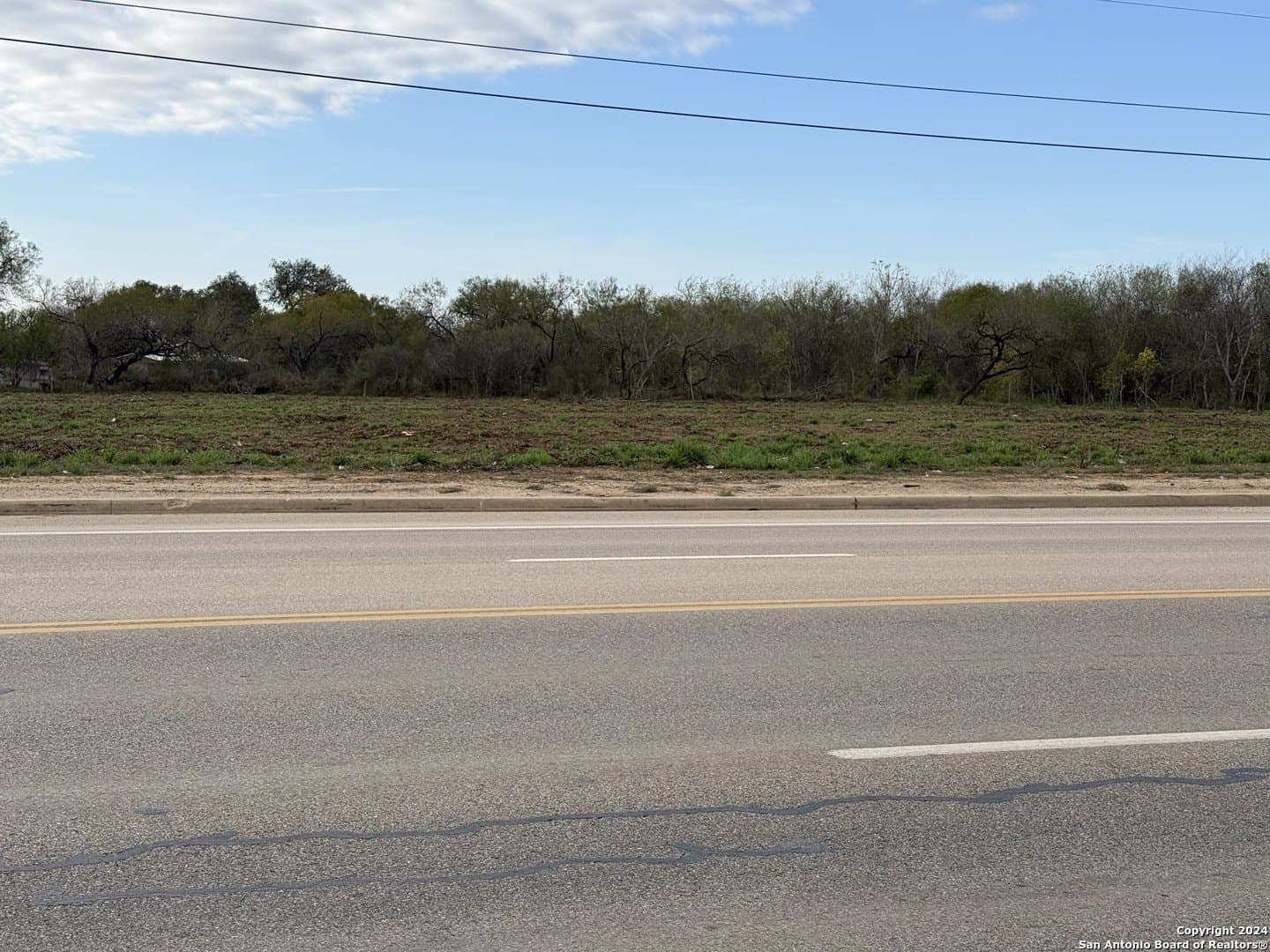 3.1 acres in Atascosa County gallery image 3