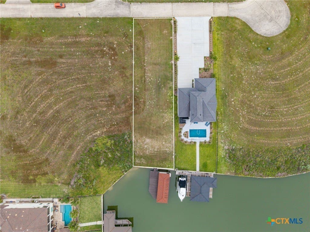 0.27 acres in Calhoun County - photo 6