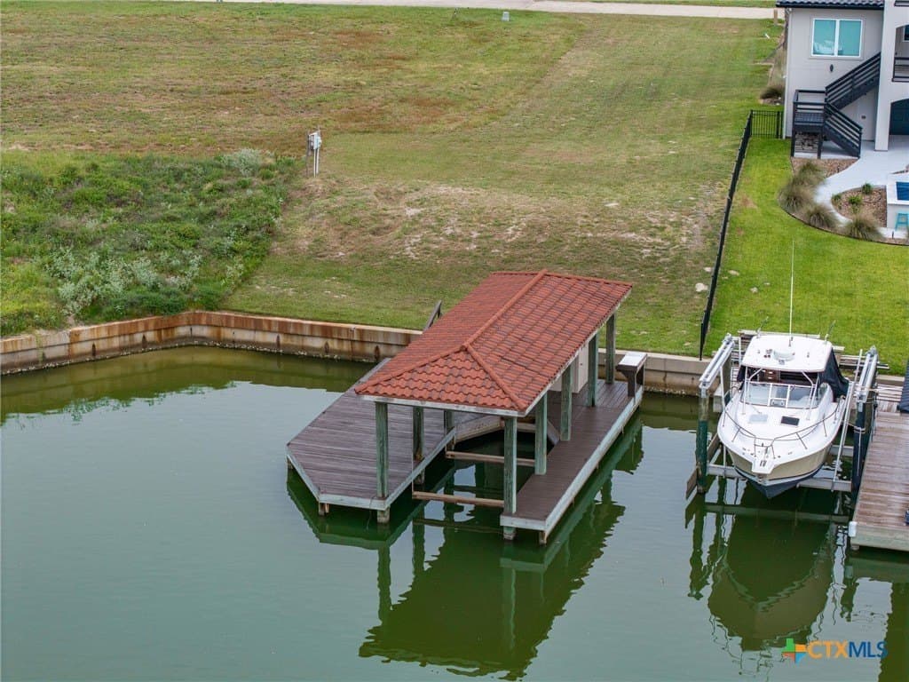 0.27 acres in Calhoun County - photo 4
