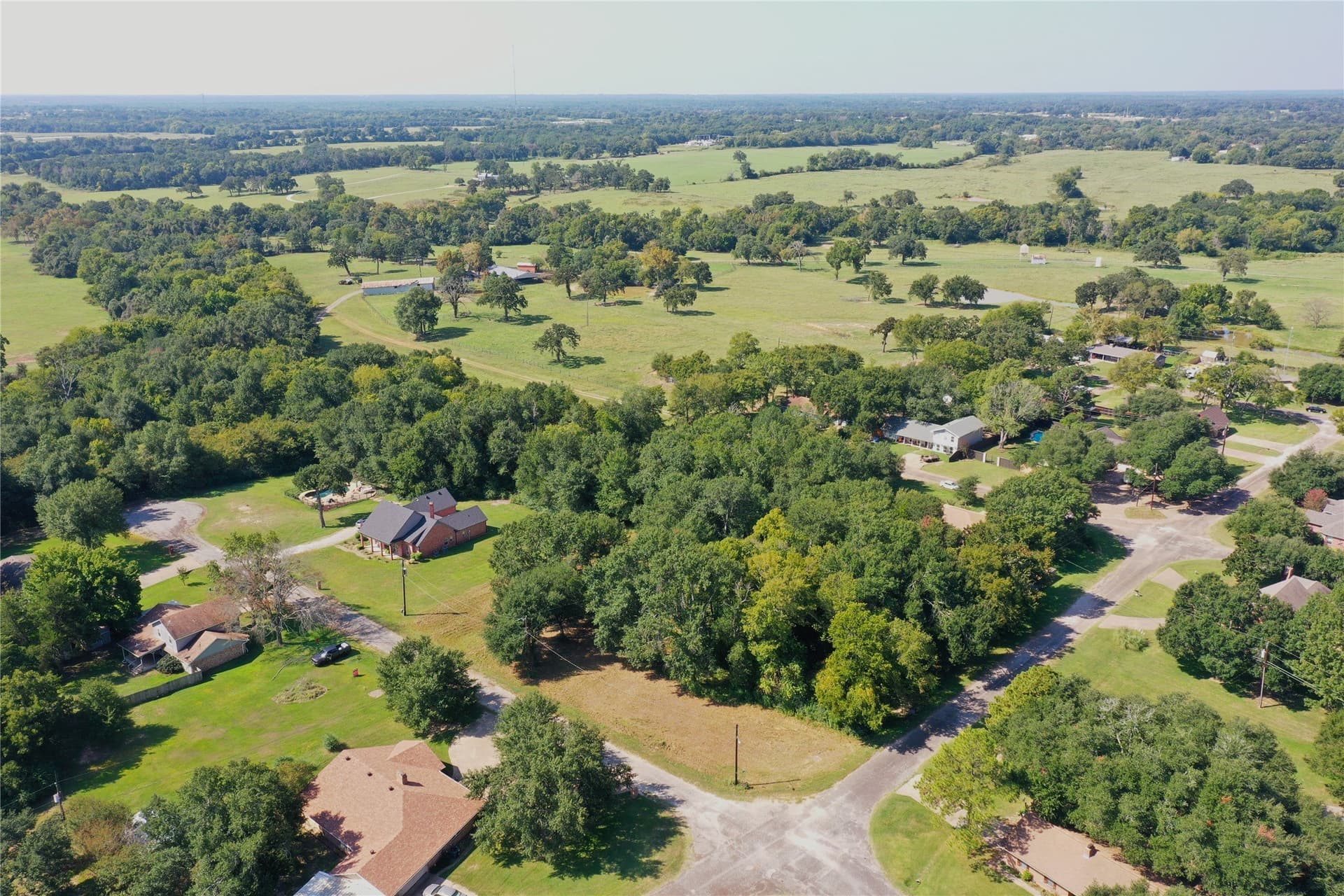 1.18 acres in Freestone County gallery image 2