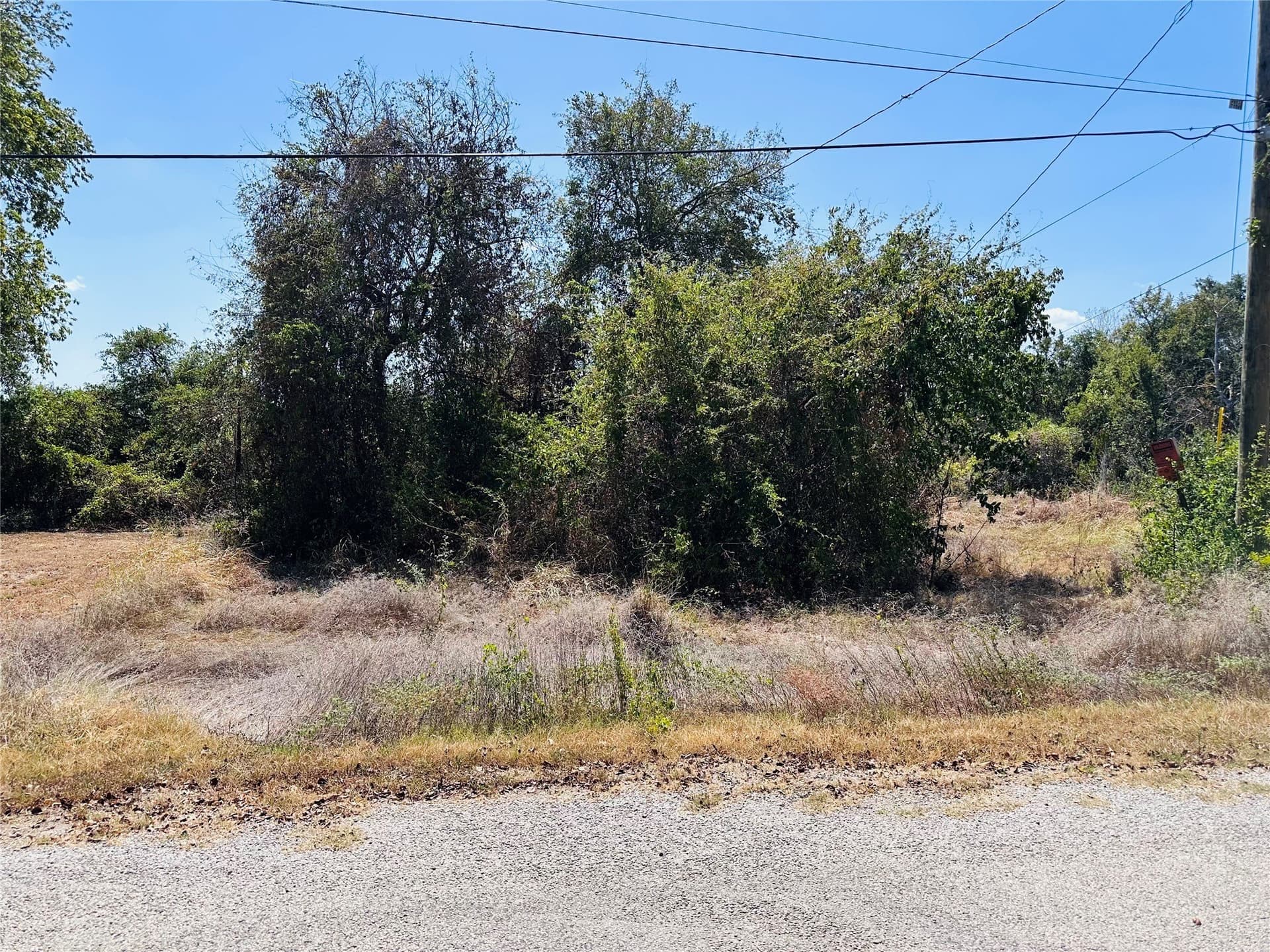0.04 acres in Hood County - photo 4